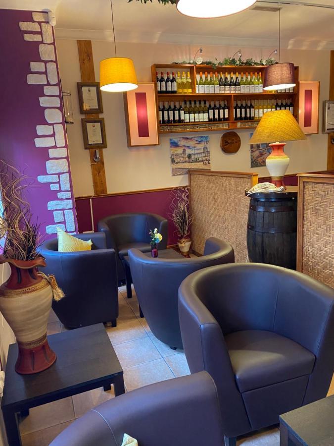 Befani'S Mediterranean Restaurant & Townhouse Clonmel Ngoại thất bức ảnh